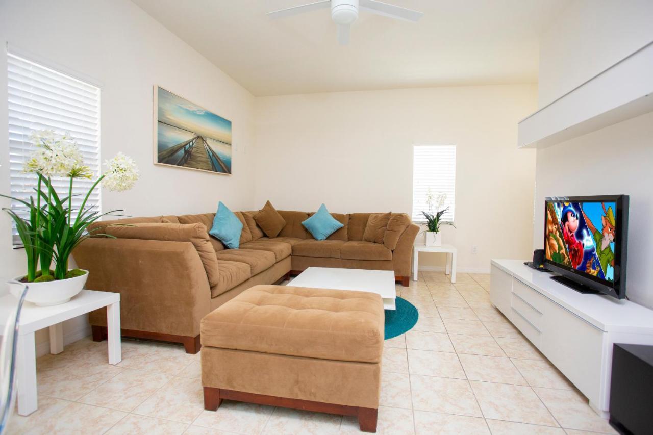 Four Bedrooms Townhouse 4563 คิสซิมมี ภายนอก รูปภาพ