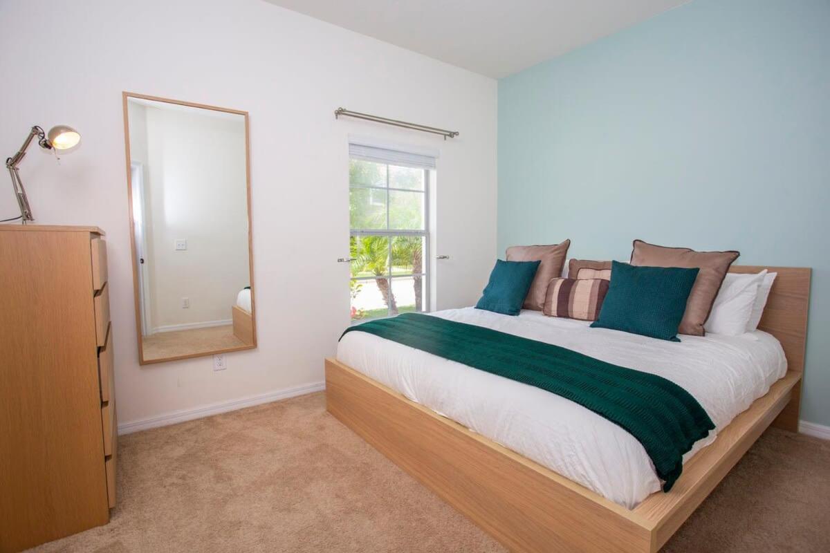 Four Bedrooms Townhouse 4563 คิสซิมมี ภายนอก รูปภาพ