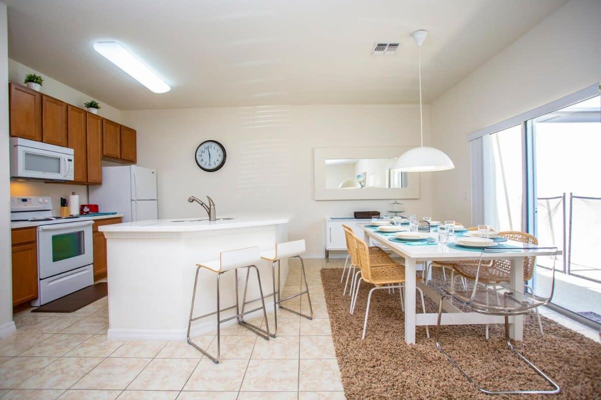 Four Bedrooms Townhouse 4563 คิสซิมมี ภายนอก รูปภาพ